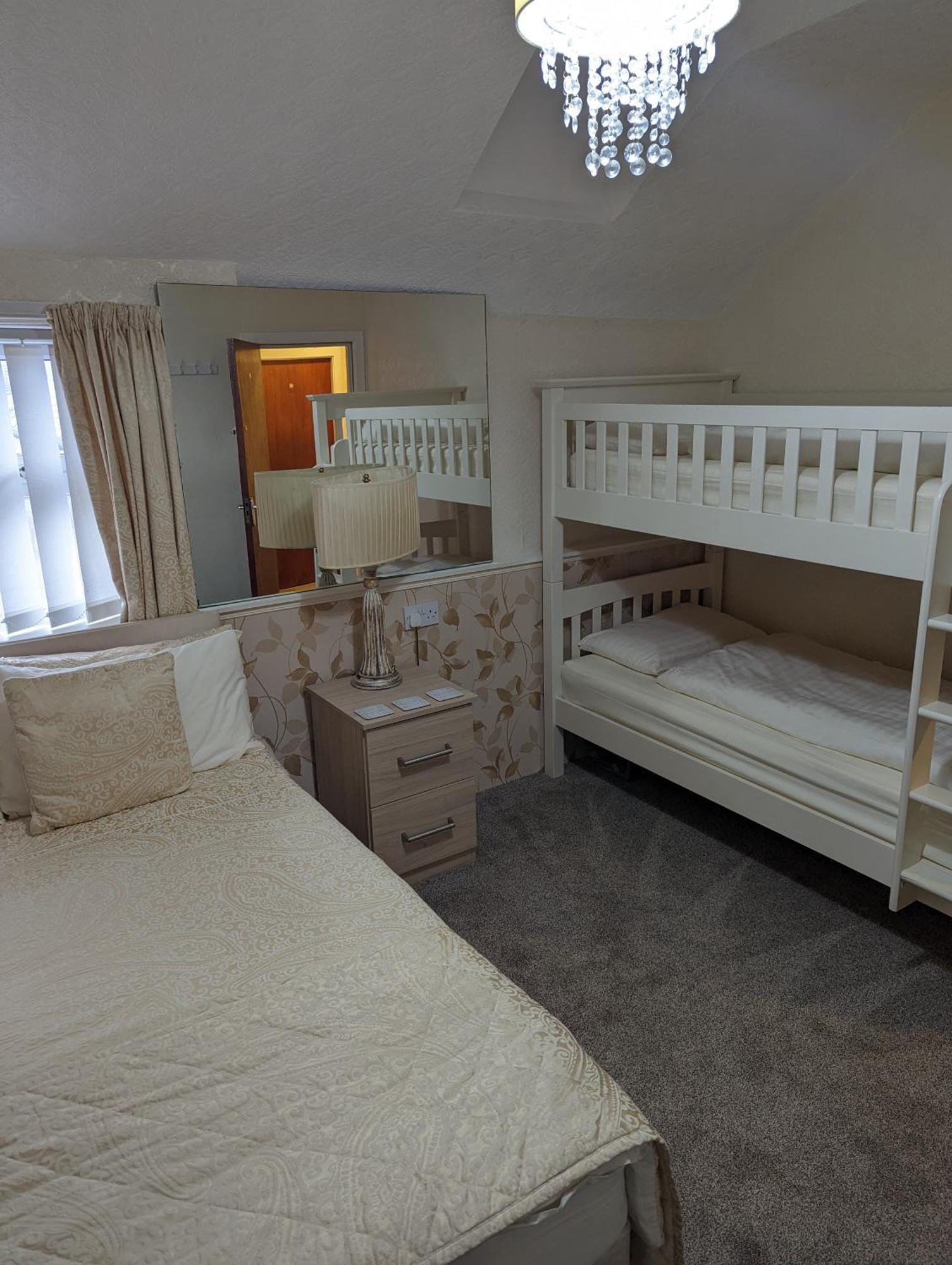 The Stafford Bed and Breakfast Μπλάκπουλ Δωμάτιο φωτογραφία